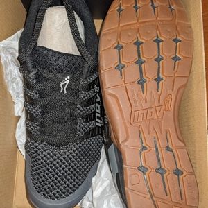 Inov-8 f-lite 260